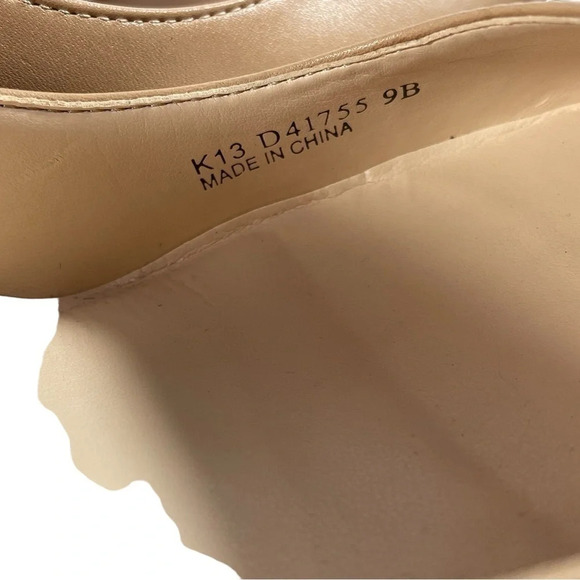 Cole Haan The-Go-To-Wedge 60mm Pump Heel Size 9B - Picture 7 of 8